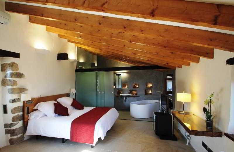 Hotel Can Cuch Cánoves Esterno foto